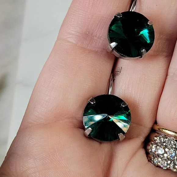 Green Crystal Necklace Earrings Set Silvertone Rolo Chain Adjustable Riv… - Picture 4 of 12